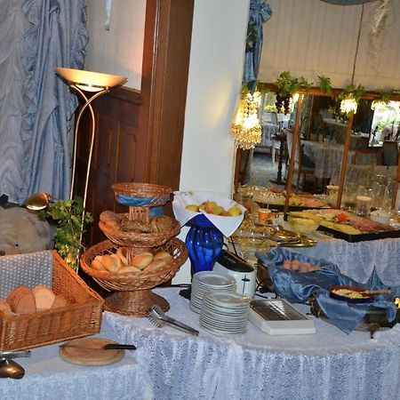 Hotel Villa Konigin Luise 巴特皮尔蒙特 外观 照片