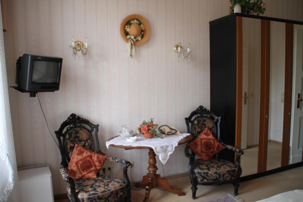 Hotel Villa Konigin Luise 巴特皮尔蒙特 客房 照片