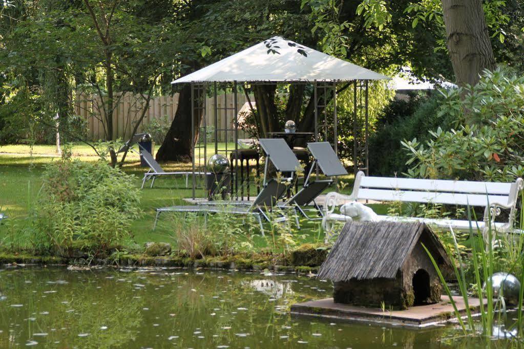 Hotel Villa Konigin Luise 巴特皮尔蒙特 外观 照片